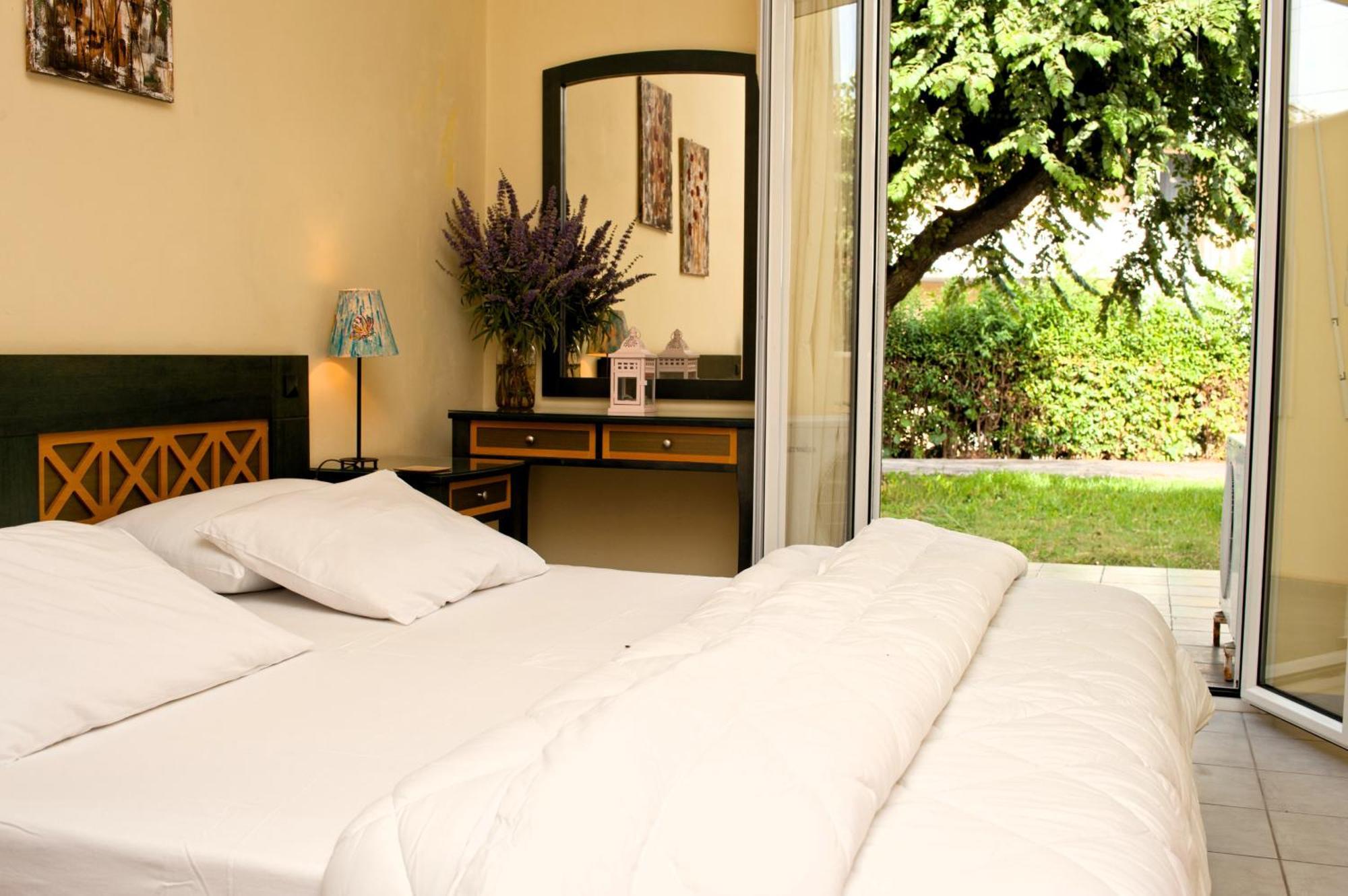 Elaionas  Amarylis Apartments الغرفة الصورة